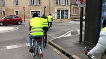 Des réfugiés sensibilisés à la sécurité routière à vélo