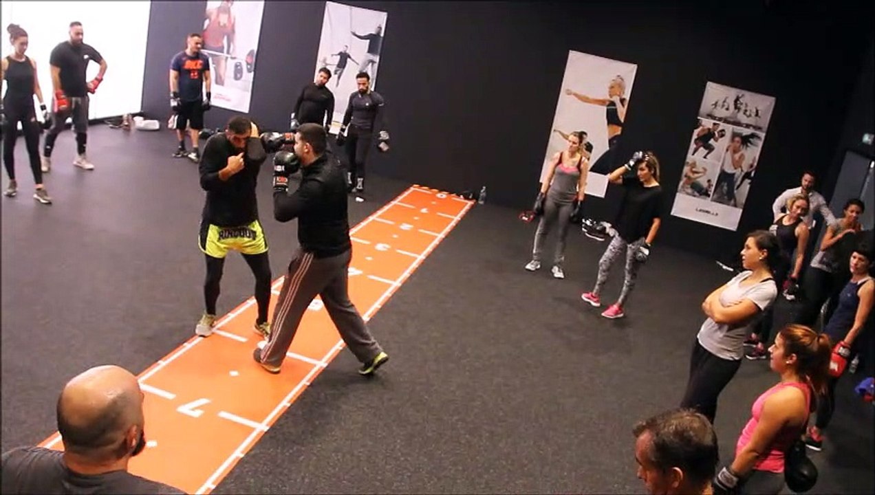 Cours d'arts martiaux de Sofiane Allilouche, à Saint-Chamond