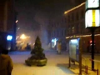 Don nam moi 2008 tai Cheb - clip 1