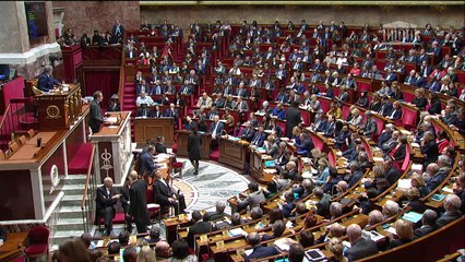 Philippe: pas de hausse des taxes si pas de "bonnes solutions"