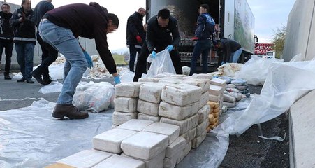 Erzincan'da Durdurulan Bir TIR'da 1 Ton 271 Kilogram Eroin Yakalandı