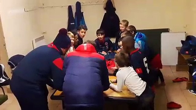 Cri de victoire du FC Guignes U10/U11 après le match contre Marles AC