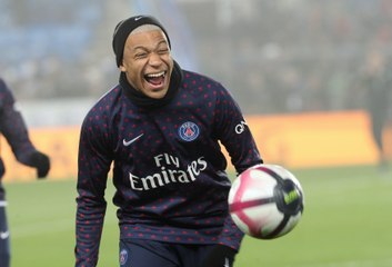 Les joueurs de Strasbourg et l'entrée de Mbappé