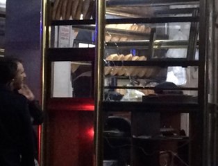 Fırını Bastı, Öz Yeğenini Öldürdü, Abisini Yaraladı