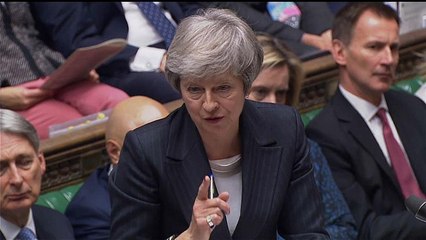 May, asediada en el Parlamento tras la publicación del informe del Brexit