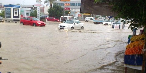 KKTC'de Acil Durum: Mecbur Kalmadıkça Dışarı Çıkmayın