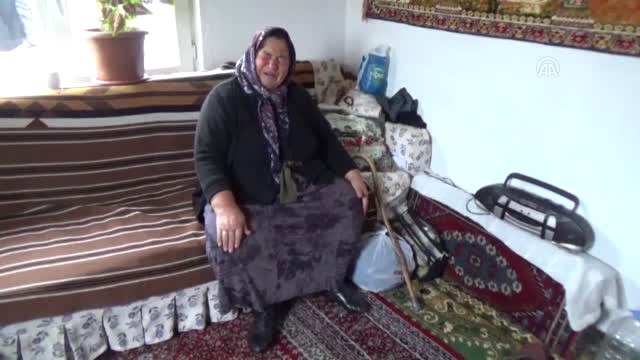 Haluk Levent'ten Hindileri Çalınan Kadına Yardım Eli