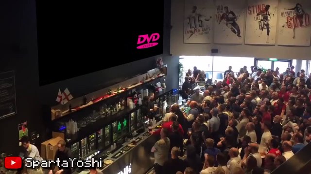 Quand le logo DVD touche le coin dans un pub anglais