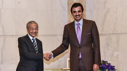 Qatar's Emir and Malaysia’s PM hold talks