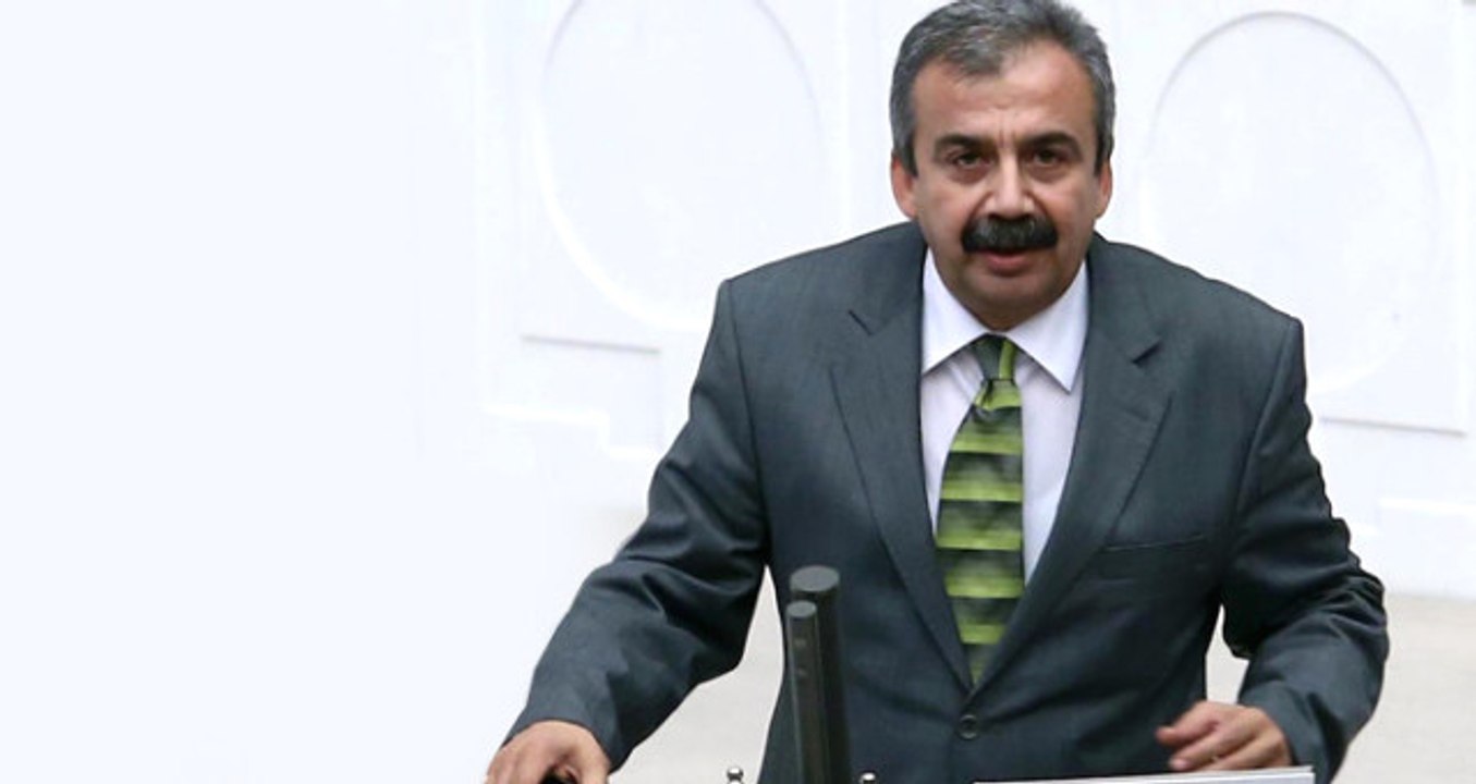 Son Dakika! Sırrı Süreyya Önder Cezaevine Teslim Oldu