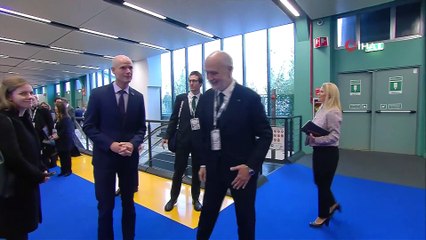 - AGİT 25. Bakanlar Konseyi Toplantısı Başladı-  Çavuşoğlu, AGİT Toplantısı'nda