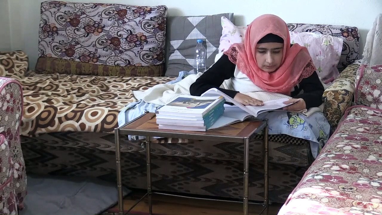 Okumayı 20'sinde öğrendi şimdi üniversiteyi bitirme hayali kuruyor - AYDIN