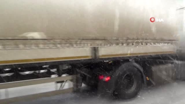 Denizli-Antalya Karayolunda Yoğun Sis ve Kar Yağışı
