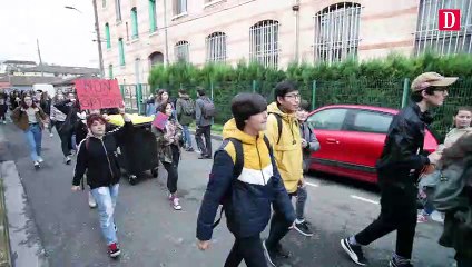 Manifestation en musique des lycéens à Montauban
