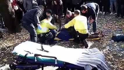 El SEM atén un ferit per les càrregues dels Mossos