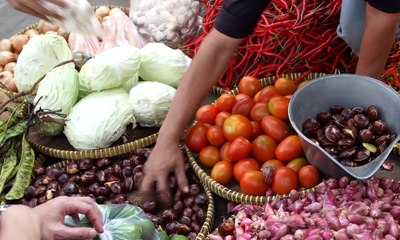 Tinjau Pasar, Harga Sayuran masih Stabil - AIMAN