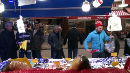 Palamuttan sonra hamsi de yüz güldürüyor