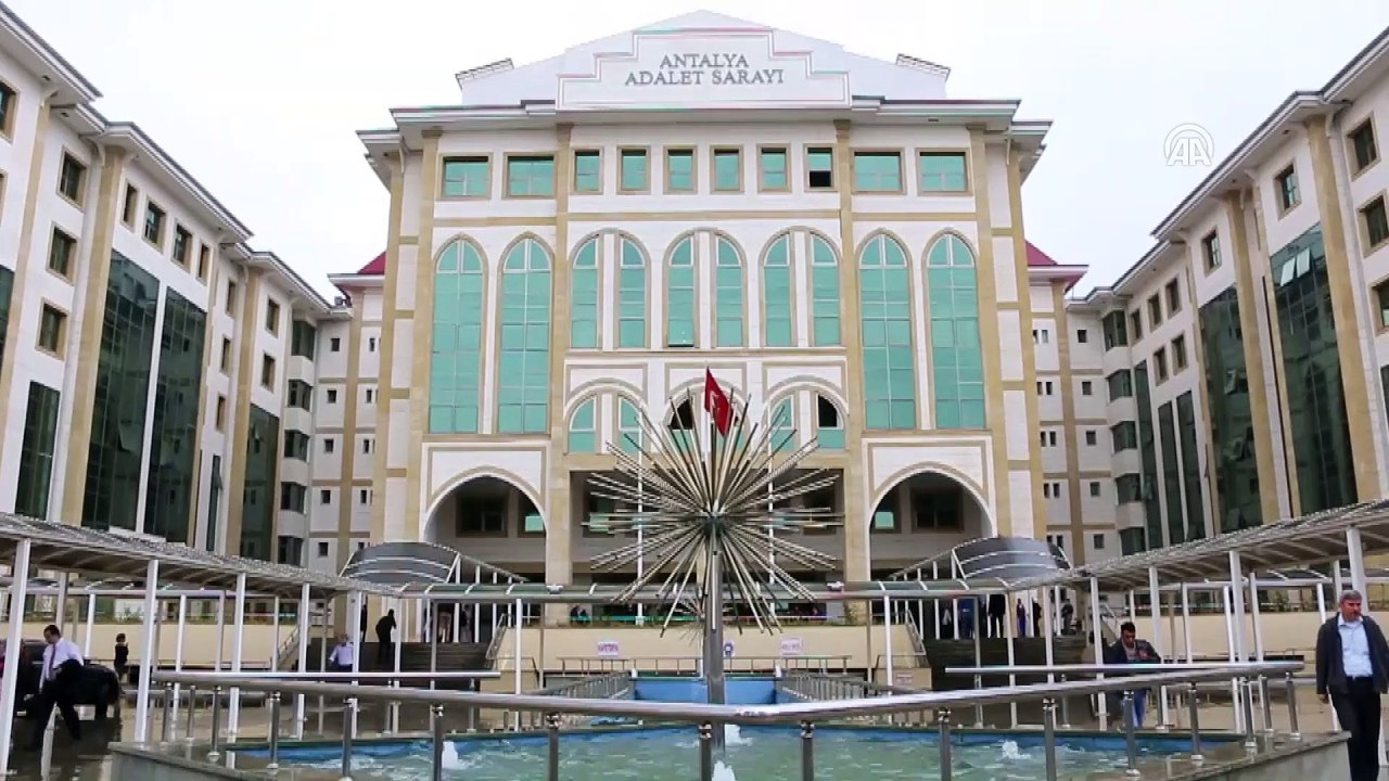 'Polis-savcı' taktiğiyle Almanları da dolandırmışlar - ANTALYA