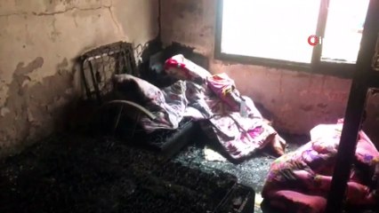 Kuşadası’nda bir ev tamamen yandı:1 yaralı