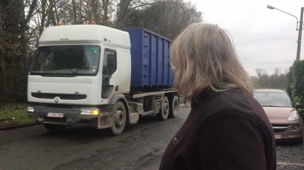 Jemappes: Serge n’en peut plus des camions qui font trembler sa maison
