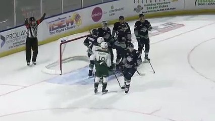 Highlights: Silvertips (2) at Thunderbirds (1)