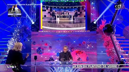 Marine Le Pen revient sur son échec lors du débat face à Emmanuel Macron - Regardez