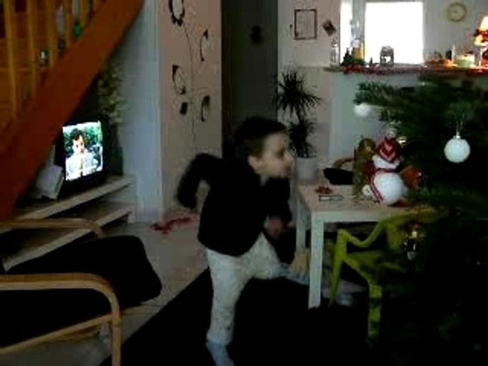 Tecktonik baby
