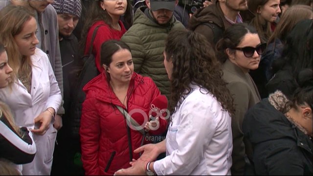 Zbrapsja e Ministrisë së Arsimit nuk tërheq studentët nga protesta. Plotësoni kërkesat e tjera