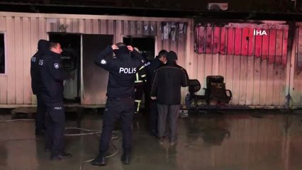 Ofis Olarak Kullanılan Konteynerler Alevlere Teslim Oldu