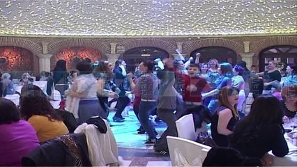 NDALOHEN FESTAT E FUNDVITIT PER INSTITUCIONET - News, Lajme - Kanali 7