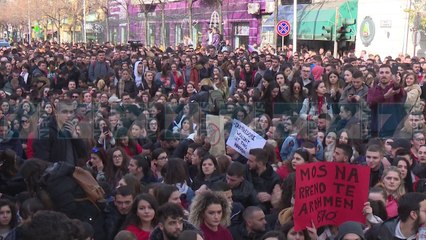 META POHON SE DUHET DIALOG ME STUDENTET - News, Lajme - Kanali 7