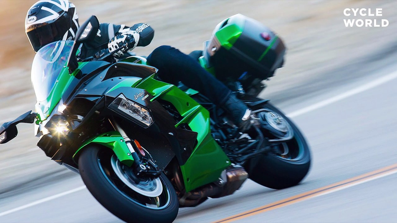 Best Open-Class Streetbike—2018 Kawasaki Ninja H2 SX SE