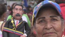 Miles de oficialistas conmemoran los 20 años de llegada al poder de Hugo Chávez
