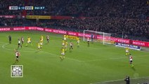 Van Persie scores rare right-footed goal for Feyenoord
