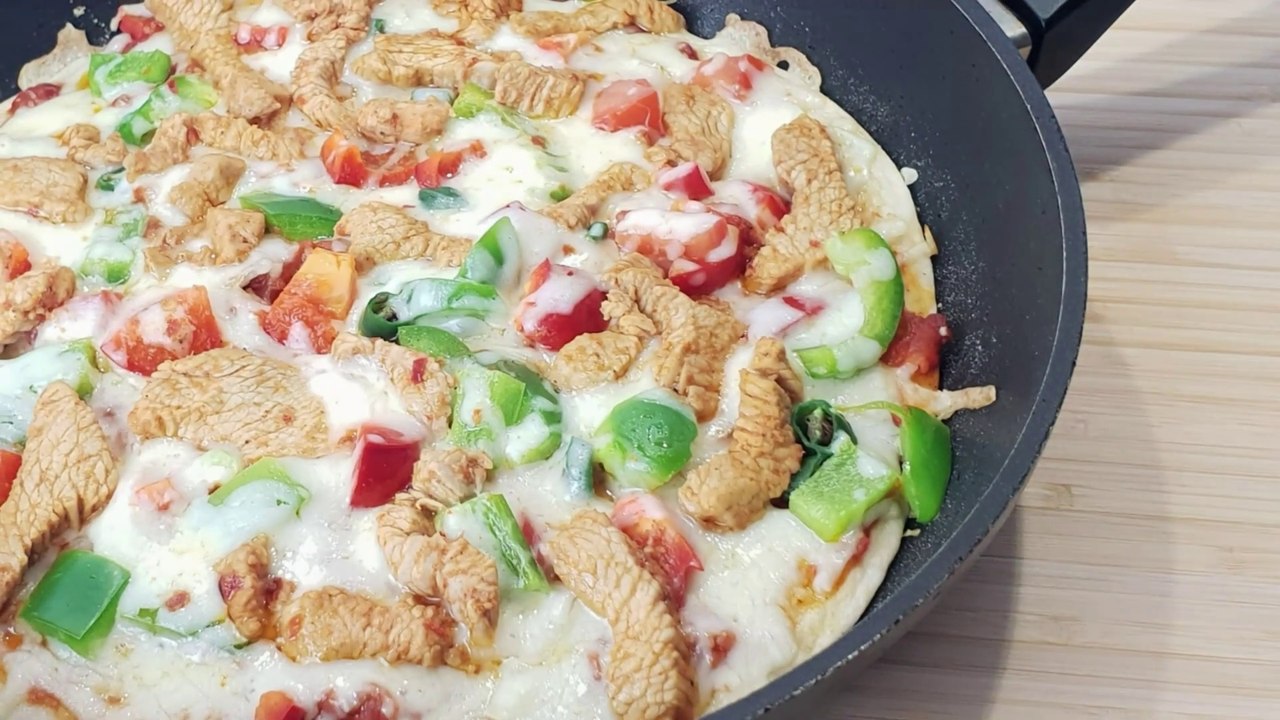 Chicken Pizza  | Pizza in oven and Pan |  Two ways