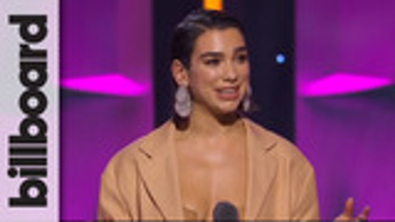 Dua Lipa Introduces Icon Award Recipient Cyndi Lauper at WIM 2018 | Billboard