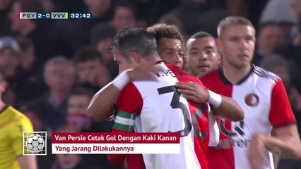 Van Persie Cetak Gol Dengan Kaki Kanan Yang Jarang Dilakukannya