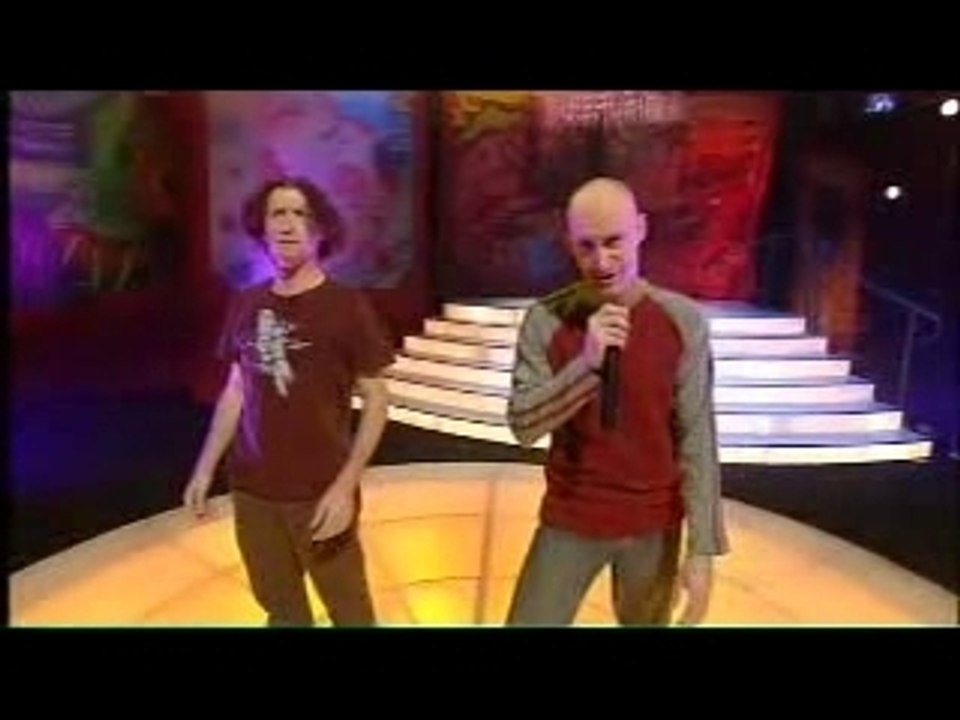 Umbilical_Brothers_-_Battery