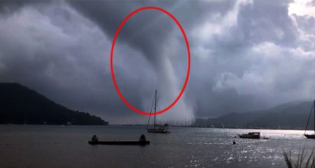 Gören Telefonuna Sarıldı! Marmaris'te Yaşanan Hortum Felaketi Kamerada