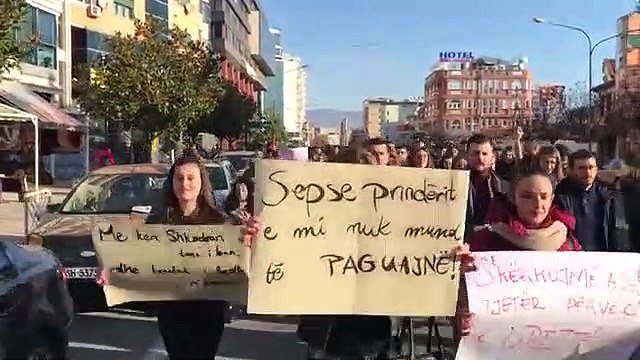 Dje u kërcënuan nga dekani, sot studentët shkodranë bëhen të gjithë bashkë për protestë