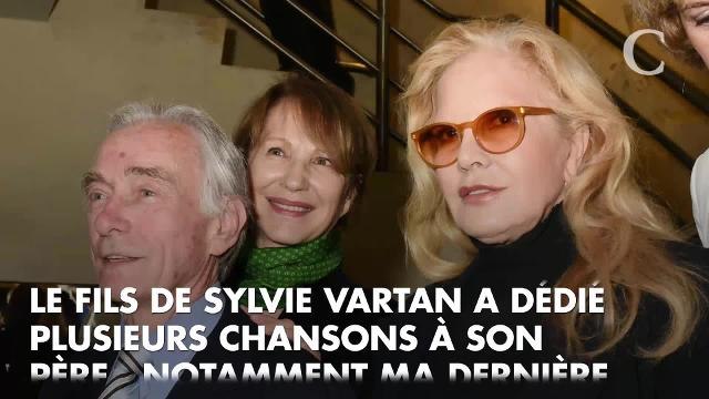 Une télé qui s'éteint, un papillon qui se pose... Ces signes dans lesquels David Hallyday voit la présence de son père