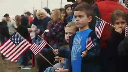 Dernier adieu au président Bush le long de son parcours en train