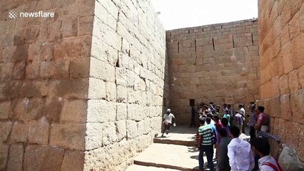 Indian boy dubbed 'Monkey King' shows off epic parkour in colonial fort