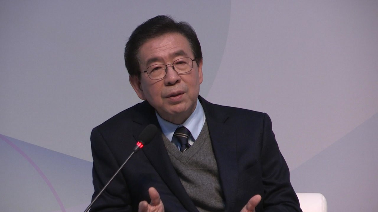 [서울] 박원순 "2032년 서울-평양올림픽 가능성...평화 정착 시켜야" / YTN