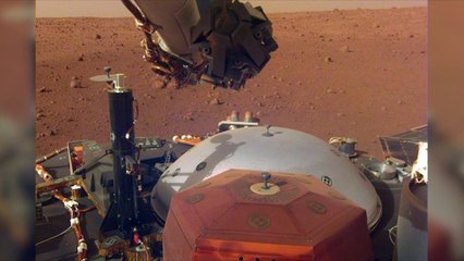 La sonda InSight ejercita su brazo robótico