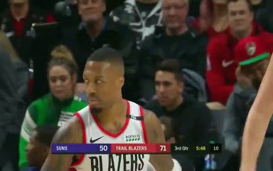 Echange tendu entre Mikal Bridges et son coach Igor Kokoskov