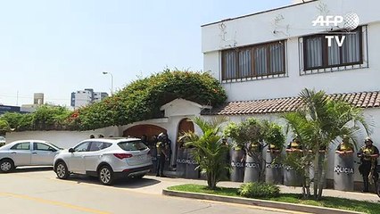 Policía detiene a jefe del fútbol peruano Edwin Oviedo