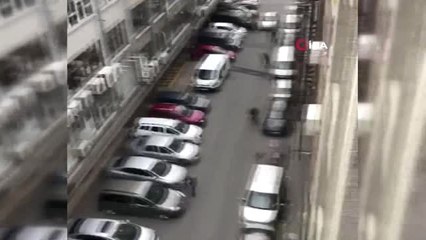 Güngören'de Silahlı İki Gaspçı,bir Kişiyi Vurarak Elindeki Para Dolu Çantayı Alıp Kayıplara Karıştı.