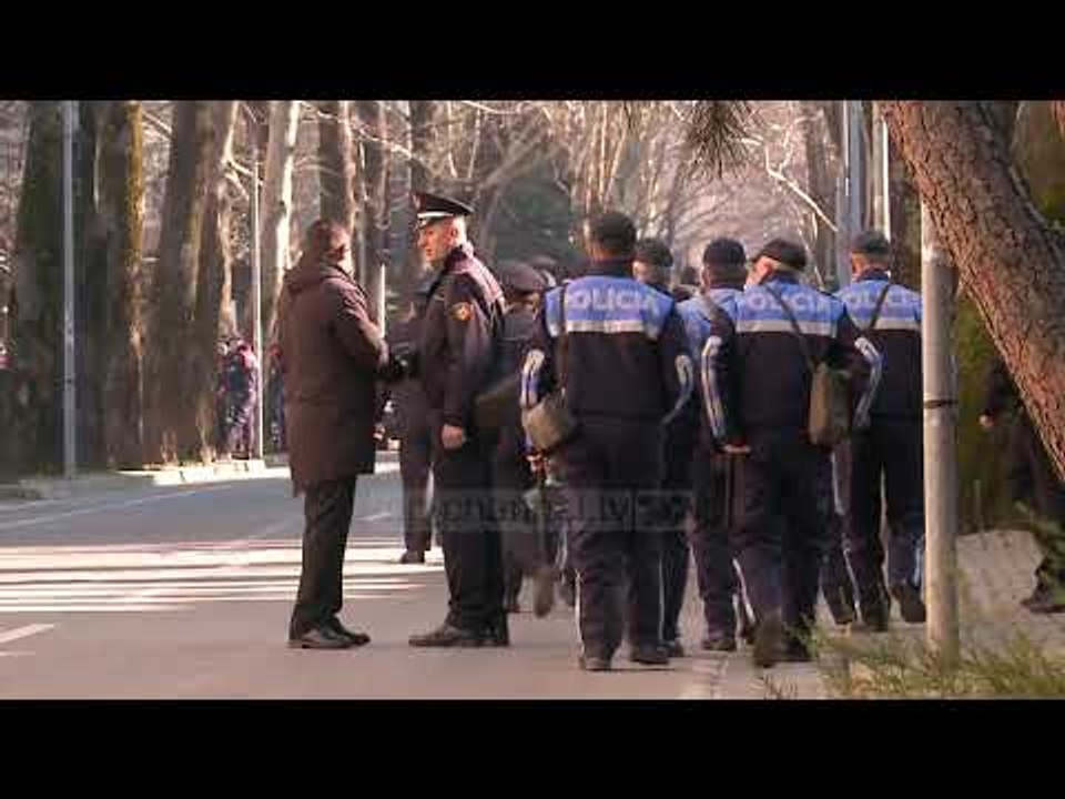 Ndryshimet e reja në ligjin për Policinë e Shtetit - Top Channel Albania - News - Lajme
