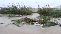 Mersin'de Yağmur Suları Tahliye Ediliyor, Su Kanalları Islah Ediliyor